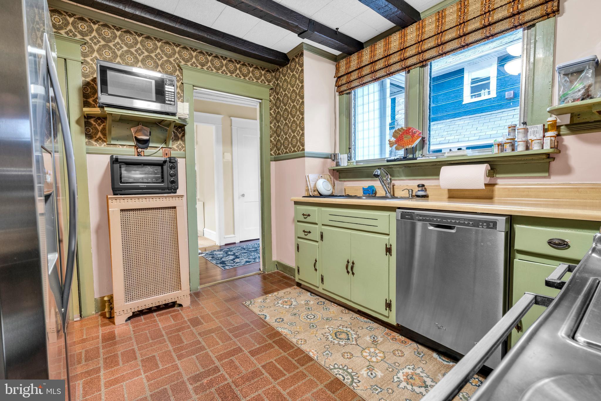 DREXEL PLAZA - Residential