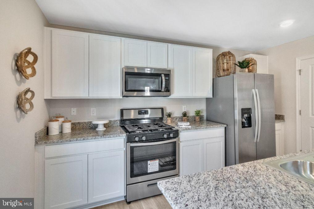 MAGNOLIA SPRINGS - Residential