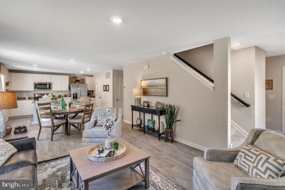 MAGNOLIA SPRINGS - Residential