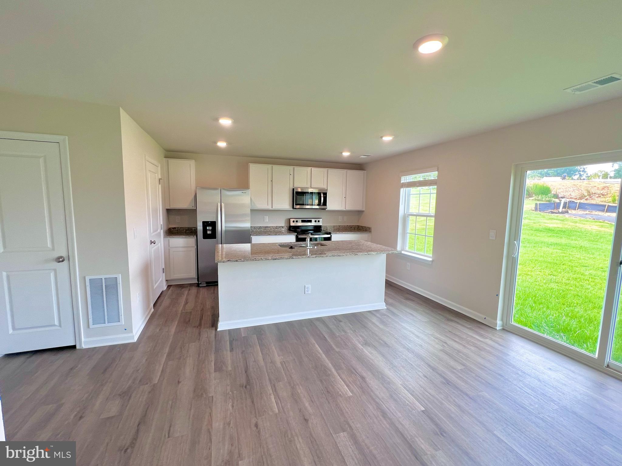 MAGNOLIA SPRINGS - Residential