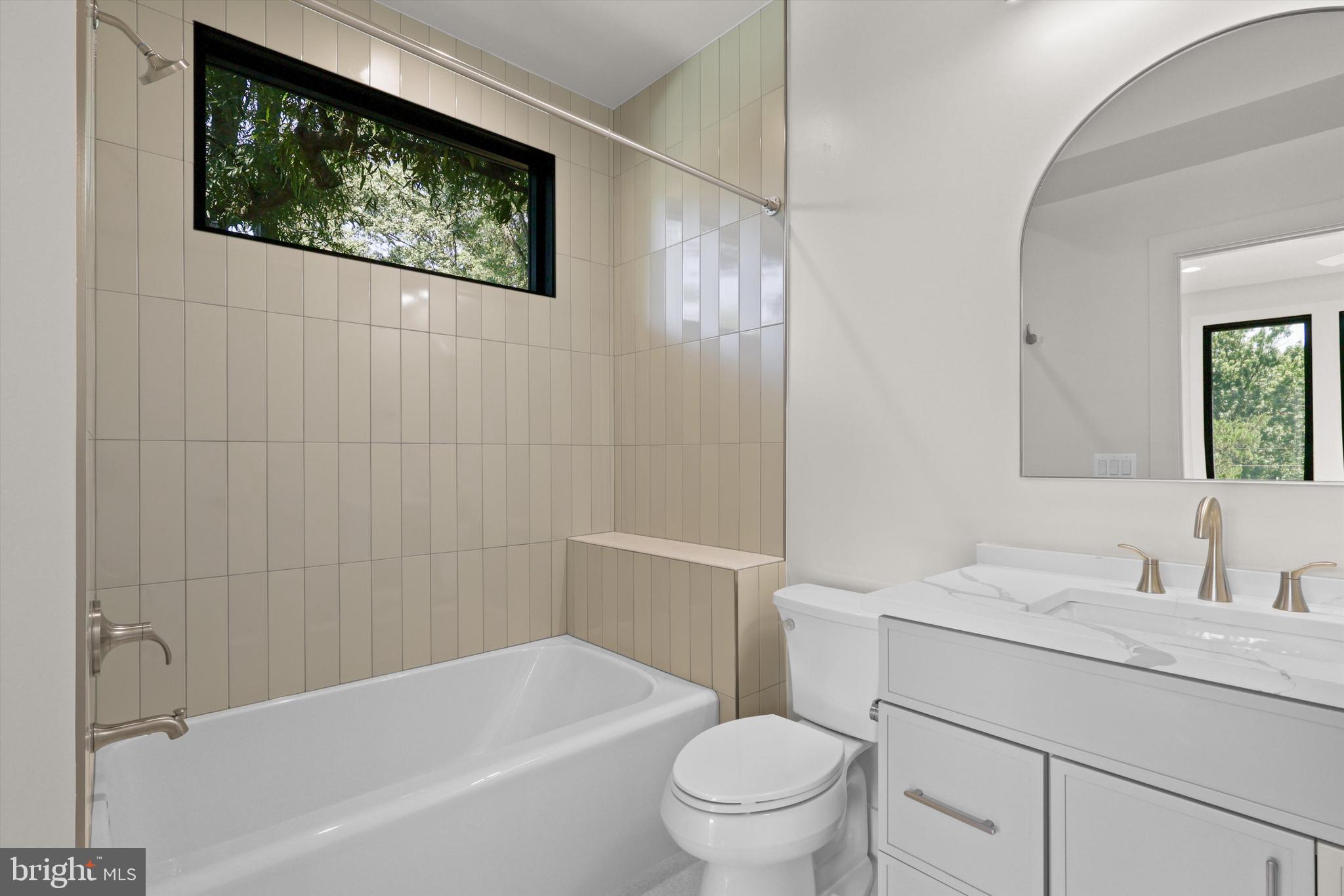 VIENNA WOODS - Residential