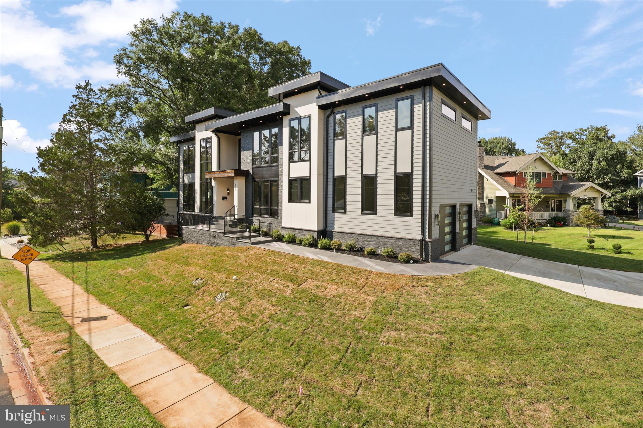 VIENNA WOODS - Residential