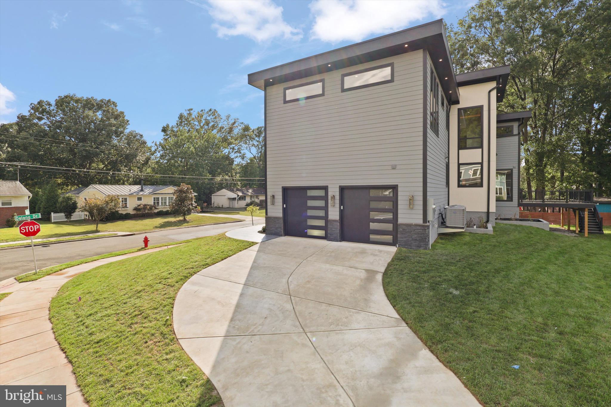 VIENNA WOODS - Residential