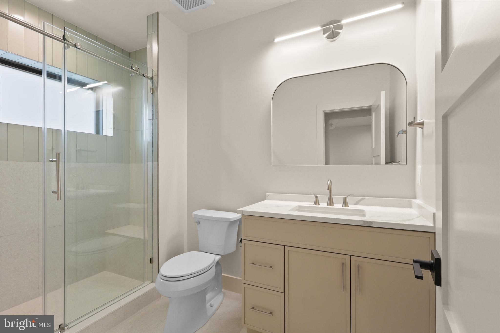 VIENNA WOODS - Residential