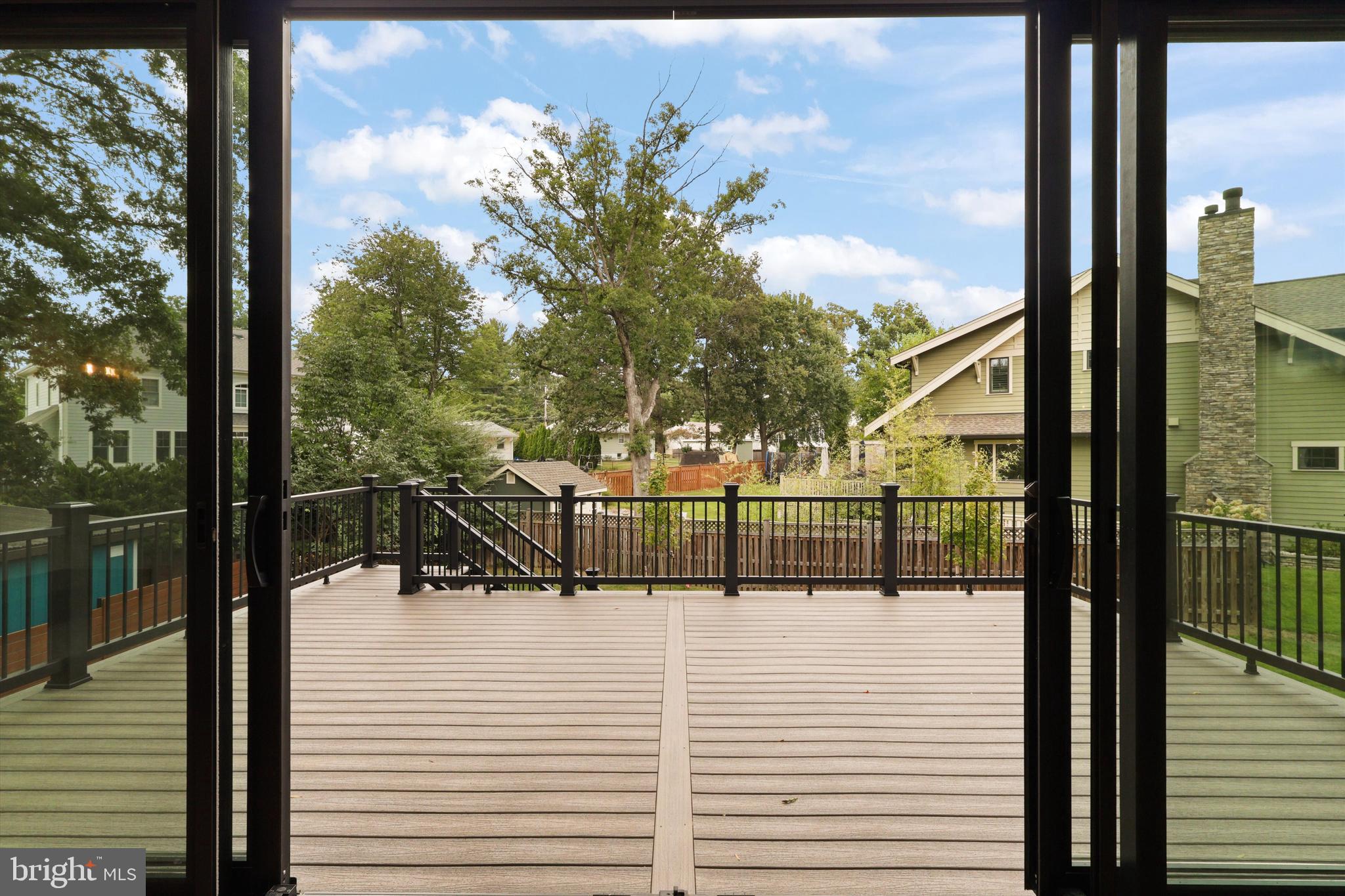 VIENNA WOODS - Residential