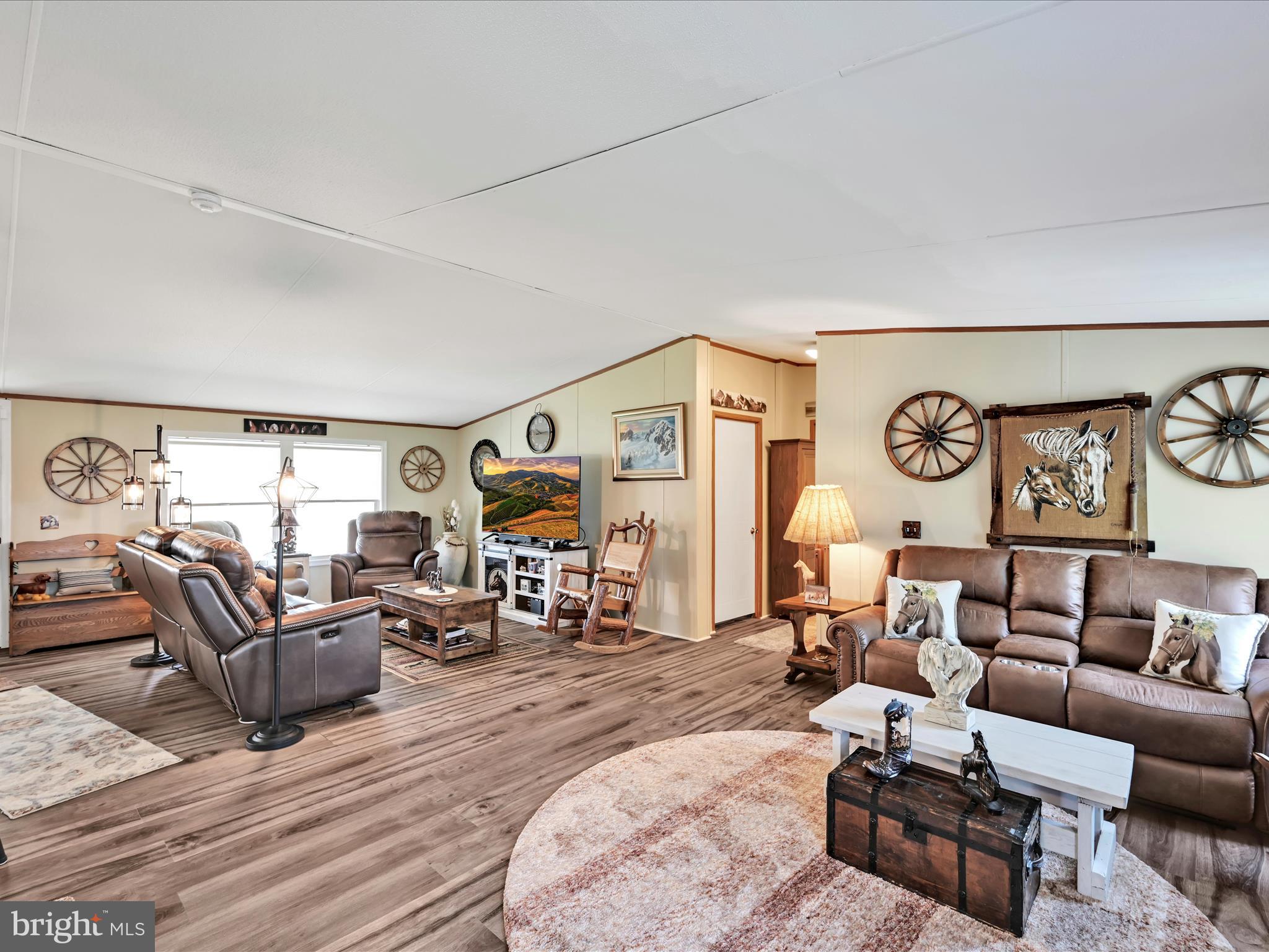 647 LILAC DRIVE