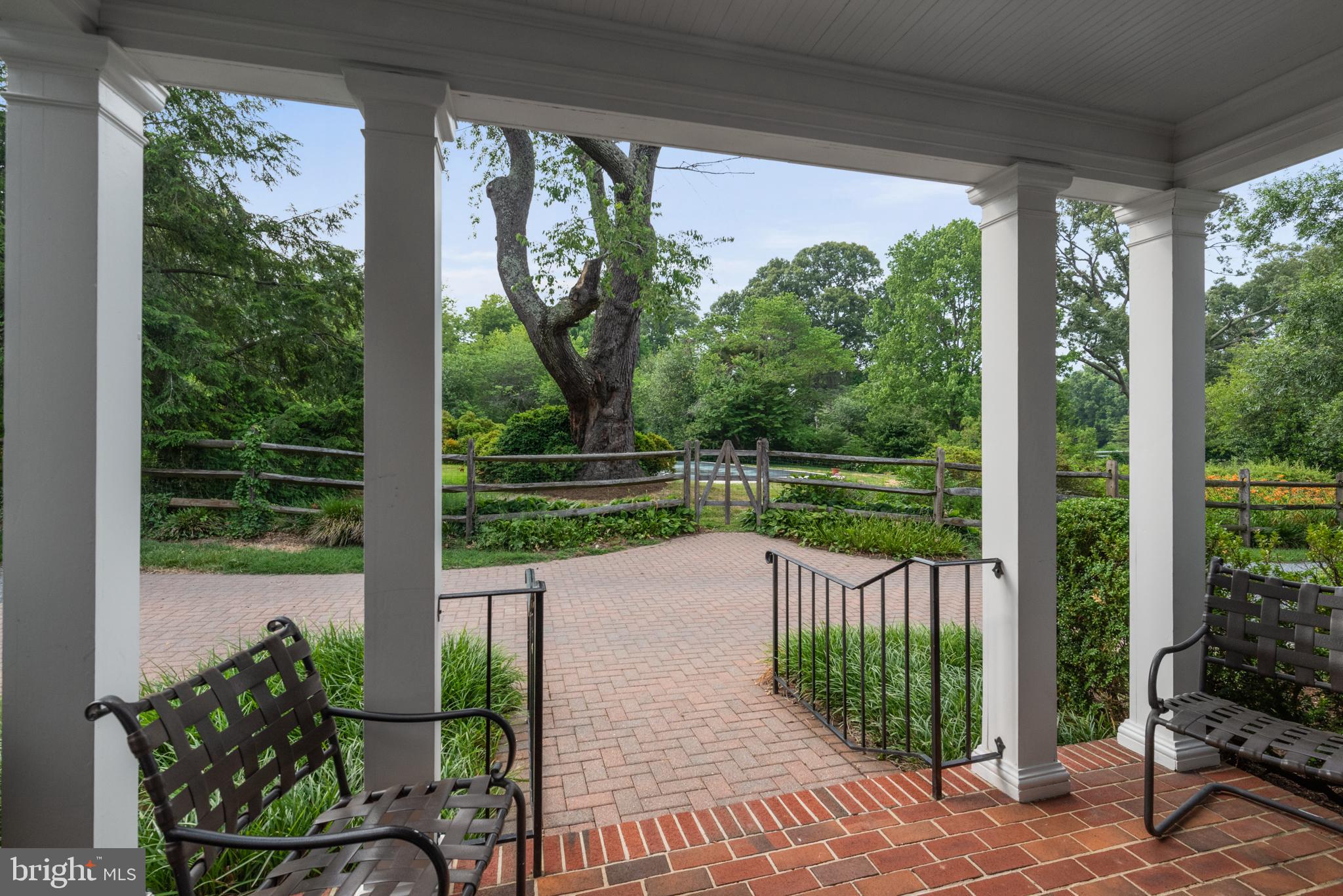 WIMBLEDON FARMS - Residential