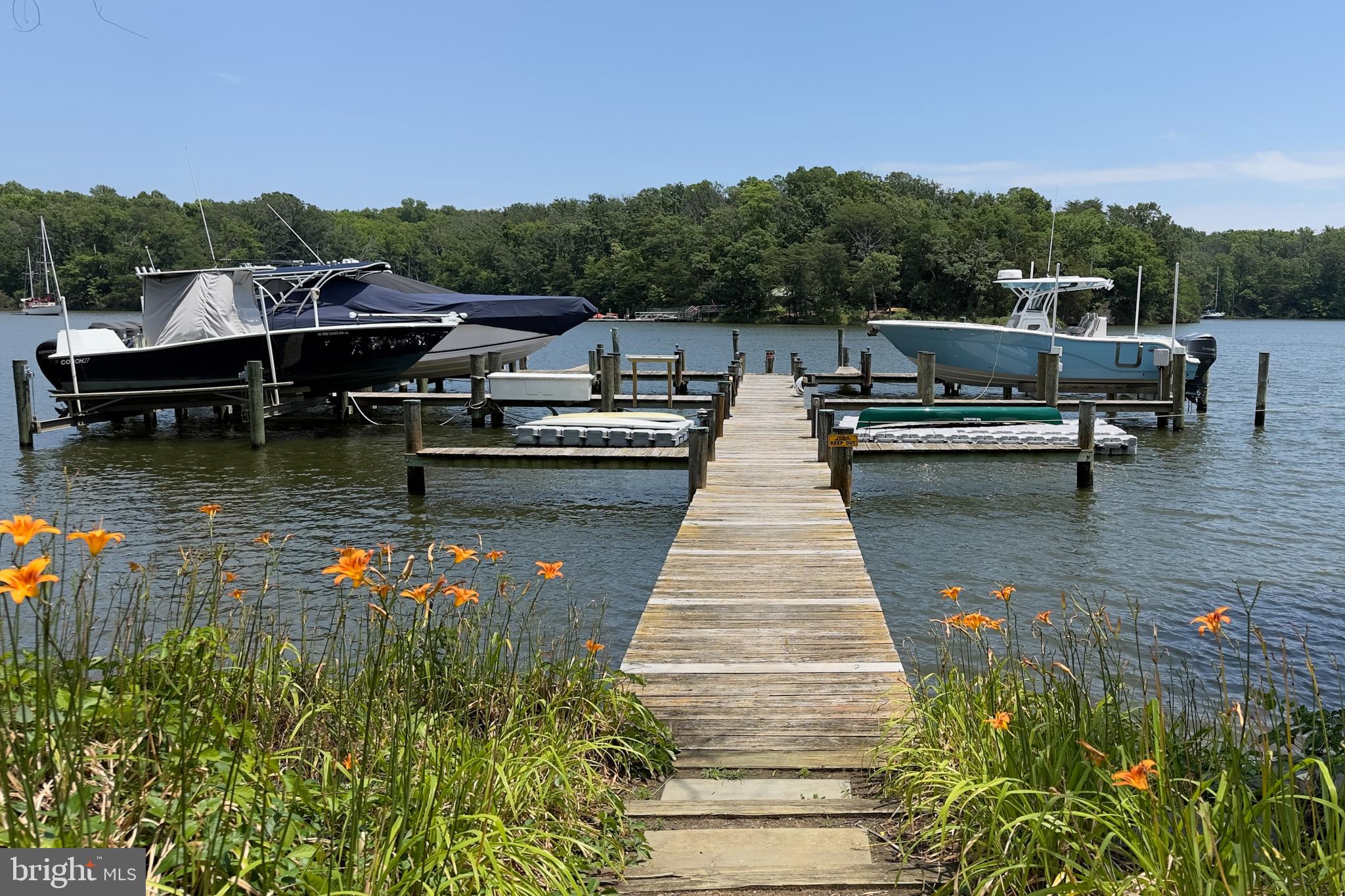 WIMBLEDON FARMS - Residential