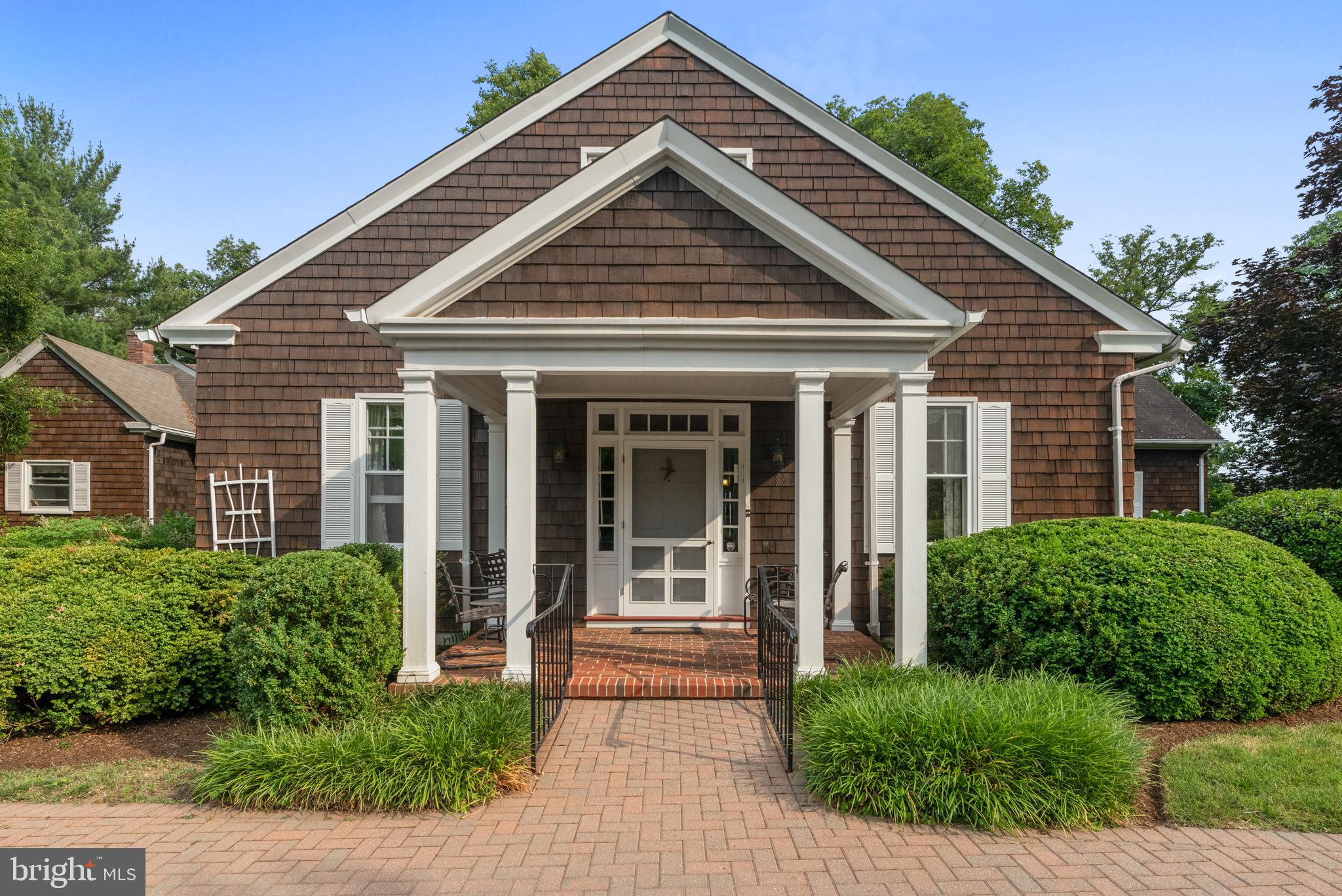 WIMBLEDON FARMS - Residential