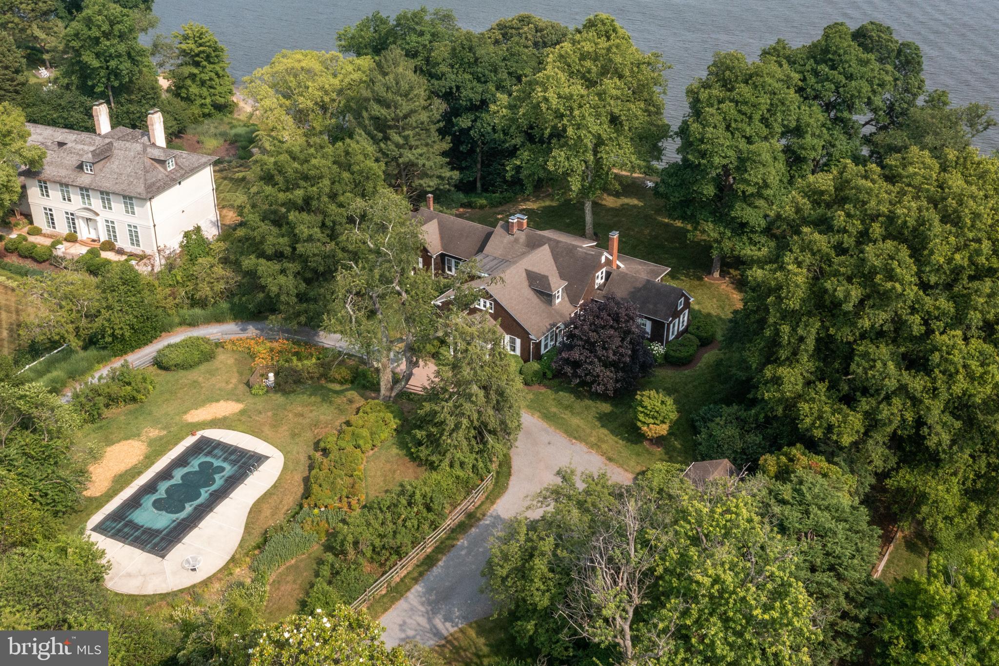 WIMBLEDON FARMS - Residential