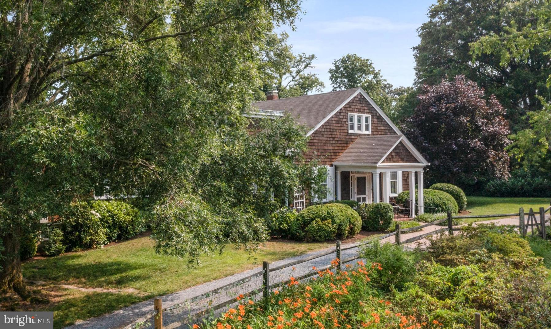 WIMBLEDON FARMS - Residential