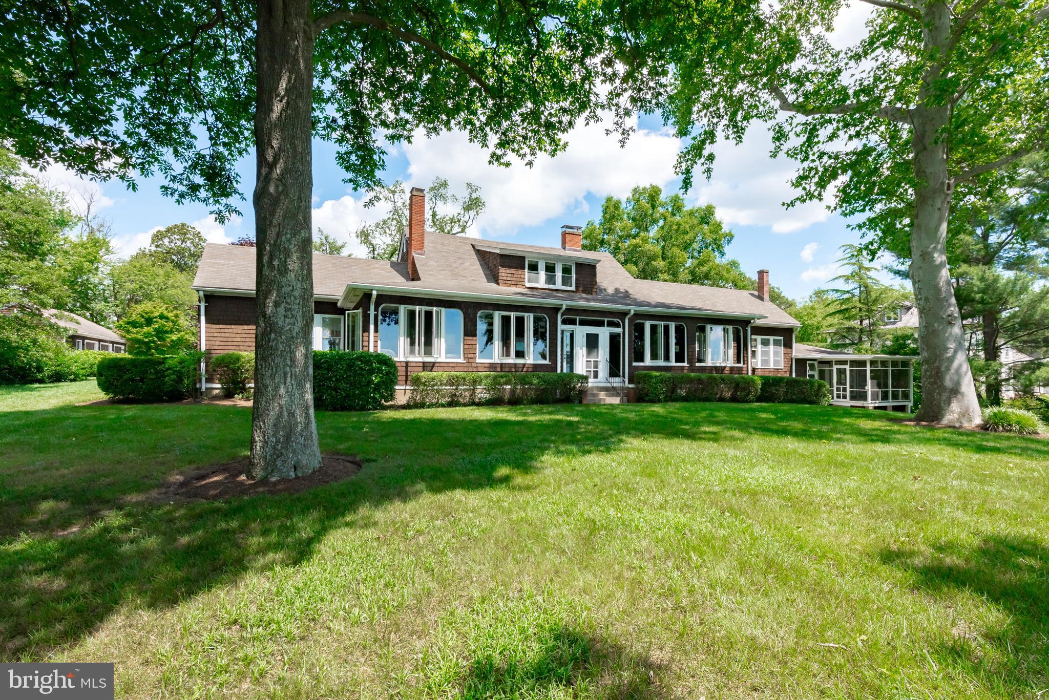 WIMBLEDON FARMS - Residential