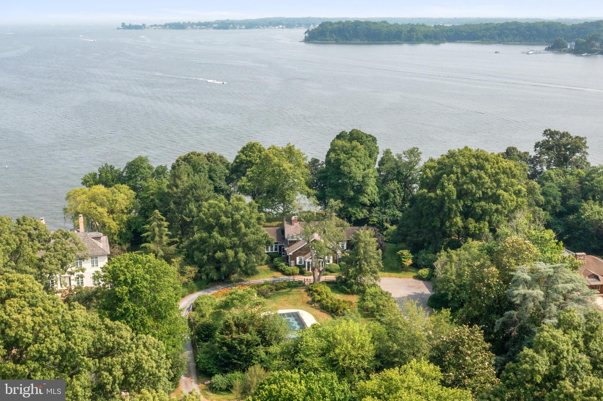 WIMBLEDON FARMS - Residential