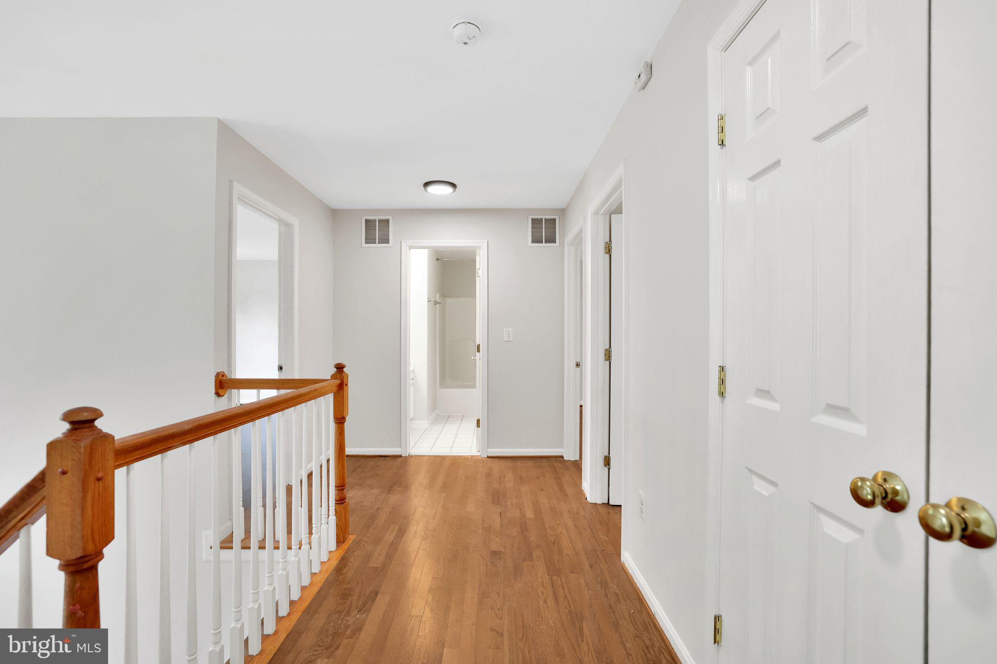 OAK GROVE APARTMENTS - Residential