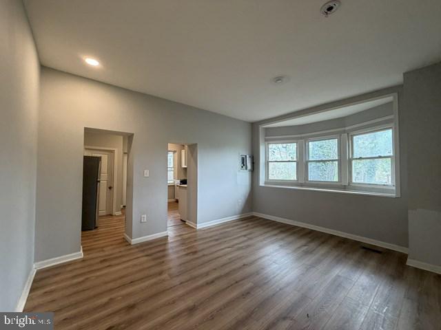 WAVERLY - Residential Income