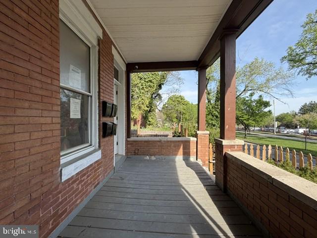 WAVERLY - Residential Income