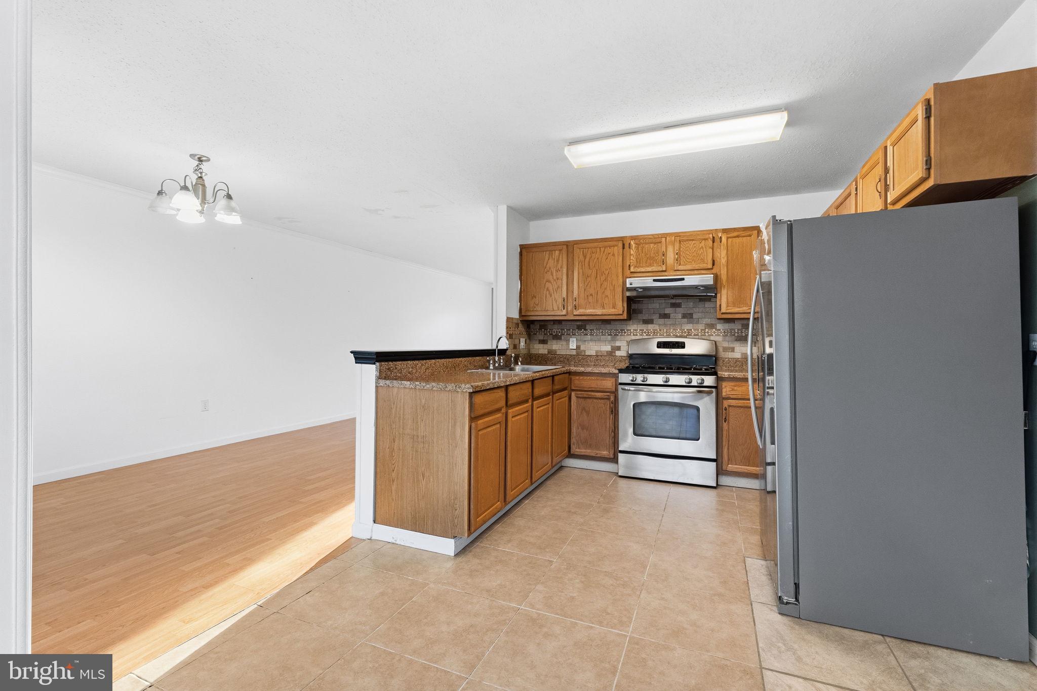 BELLWETHER MANOR - Residential