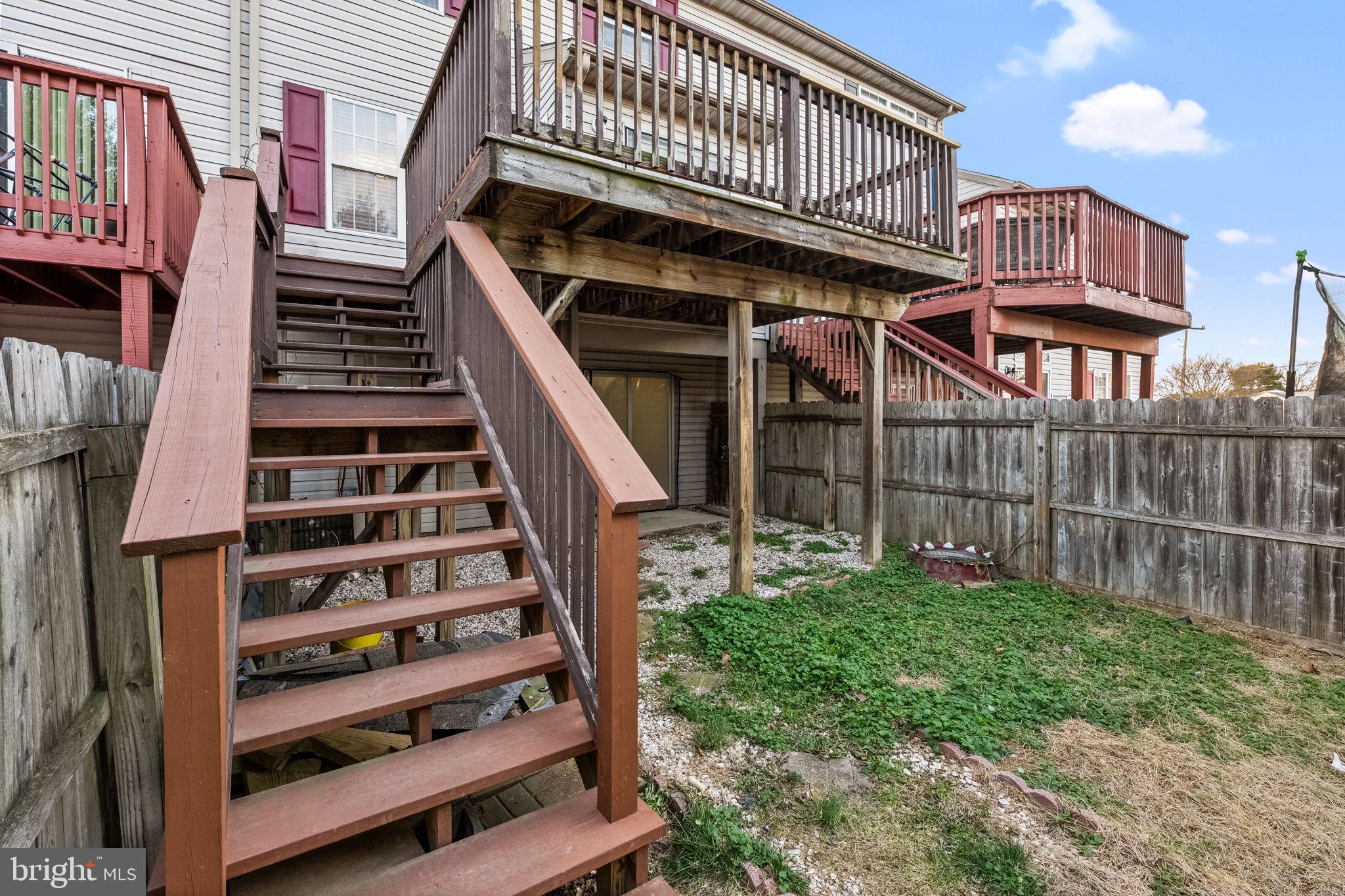 BELLWETHER MANOR - Residential