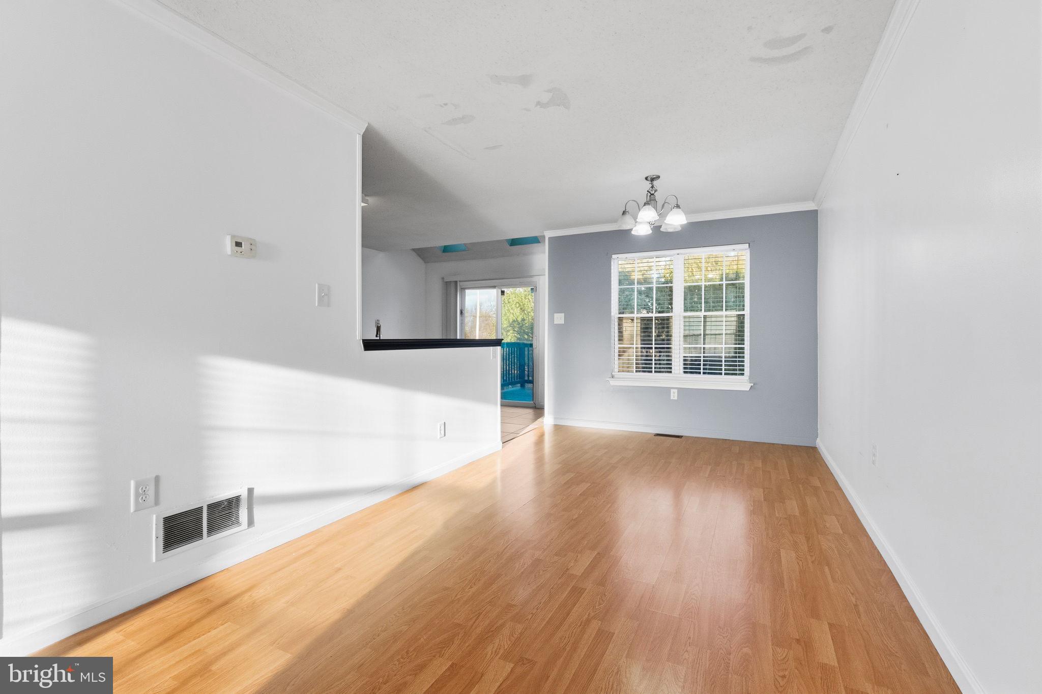 BELLWETHER MANOR - Residential