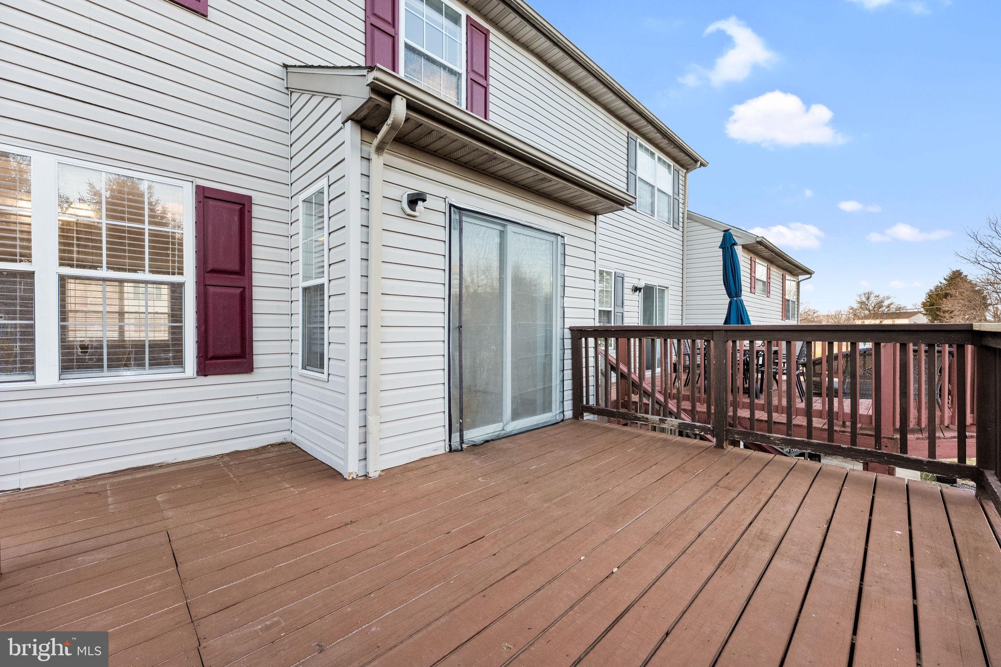 BELLWETHER MANOR - Residential