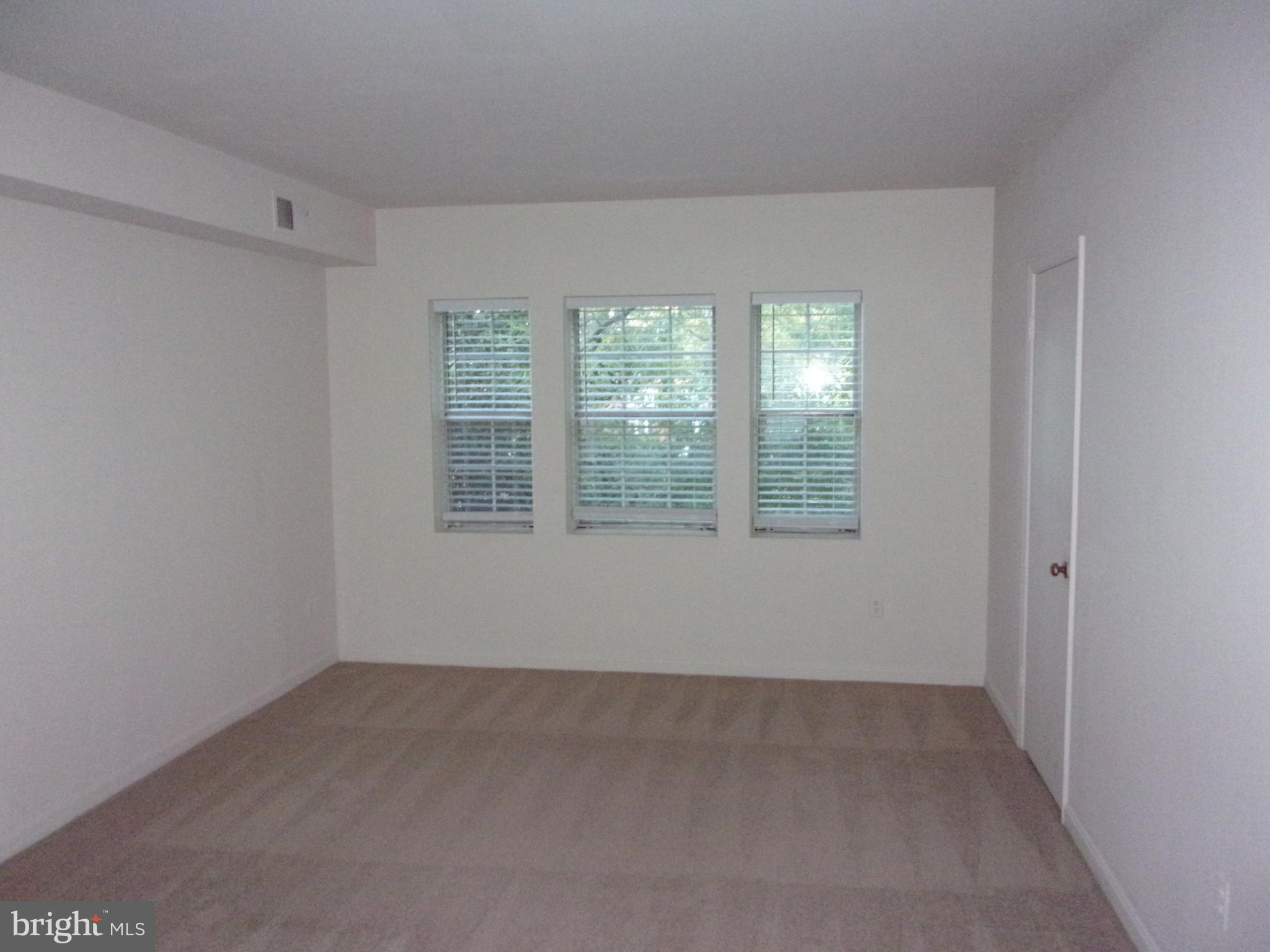 COLONIAL VILLAGE - Residential Lease