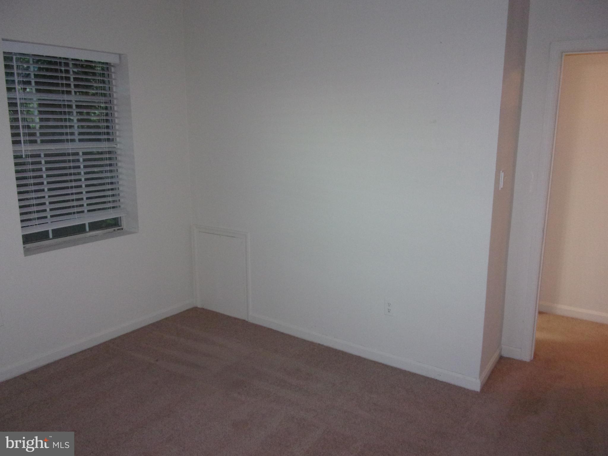 COLONIAL VILLAGE - Residential Lease