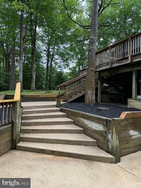 OCCOQUAN OAKS - Residential