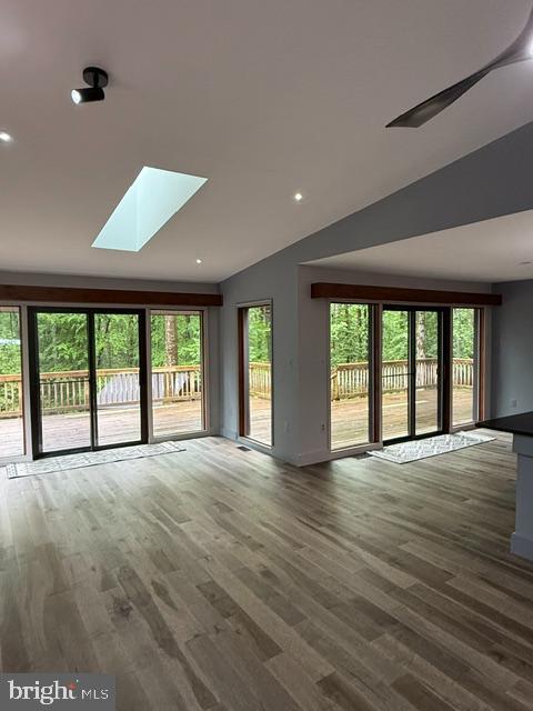 OCCOQUAN OAKS - Residential