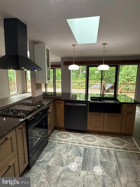 OCCOQUAN OAKS - Residential