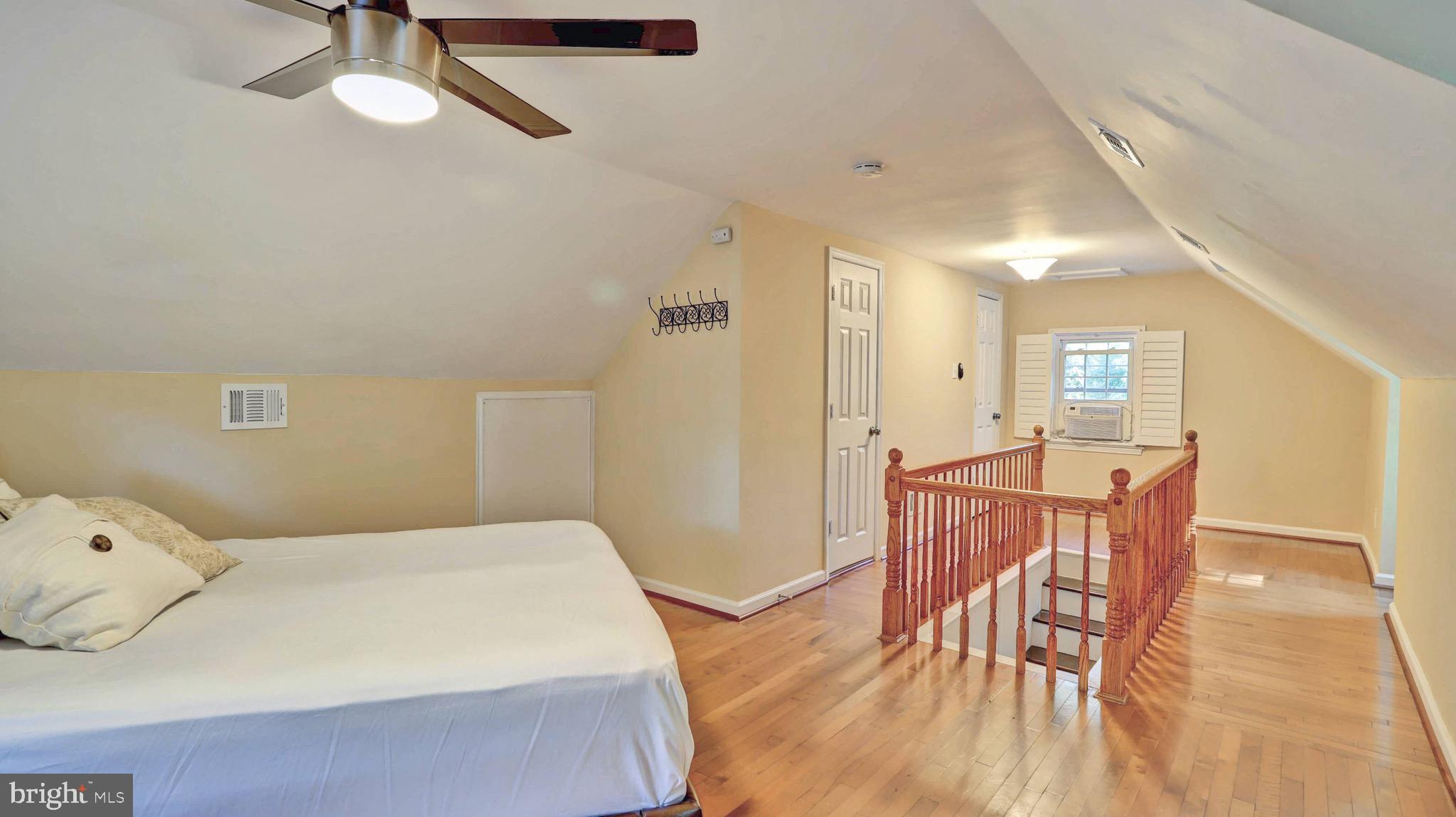 KENSINGTON - Residential