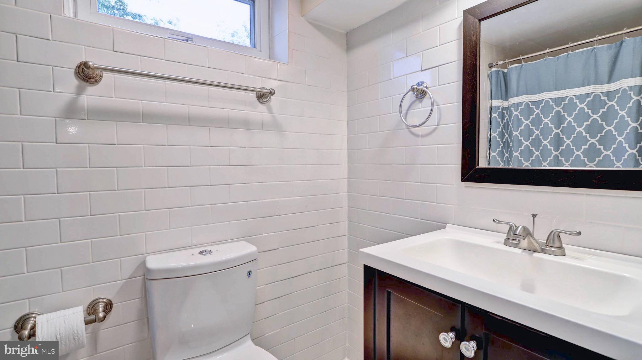 KENSINGTON - Residential