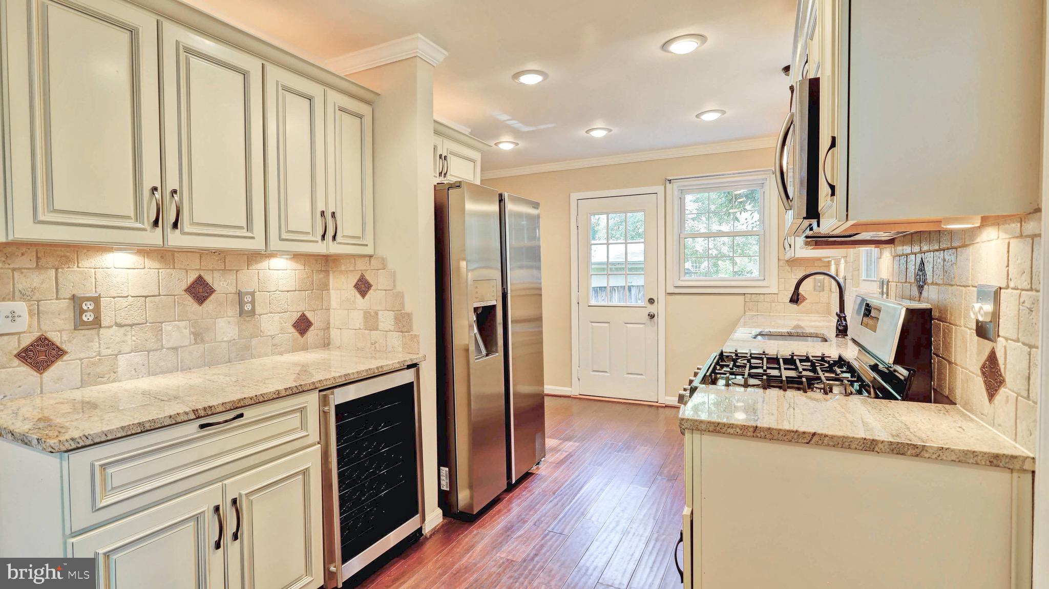 KENSINGTON - Residential