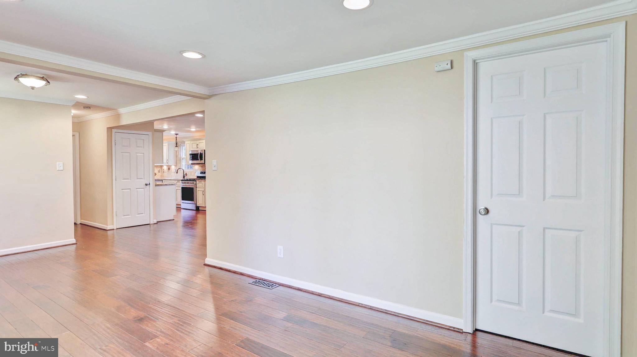 KENSINGTON - Residential