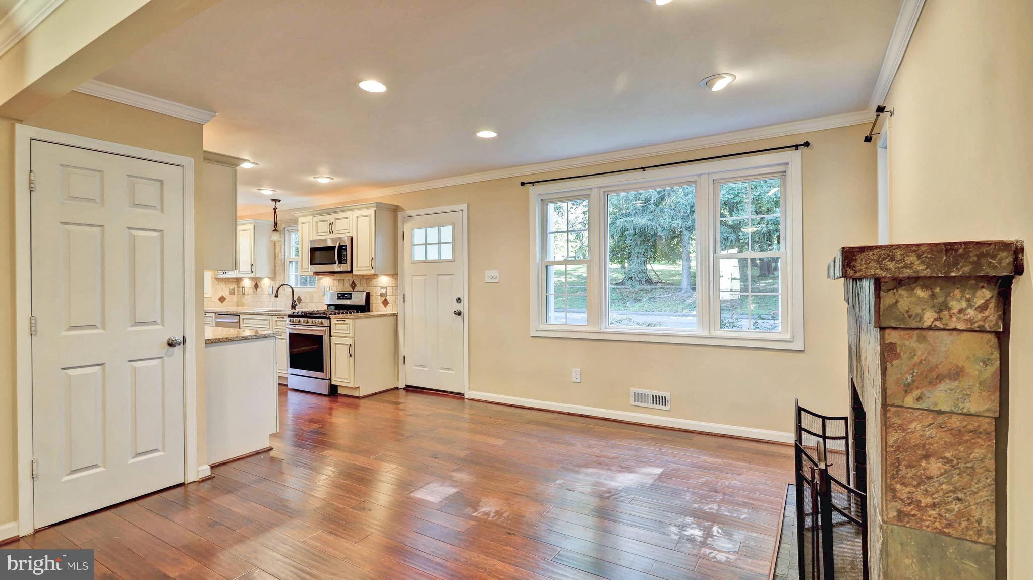 KENSINGTON - Residential