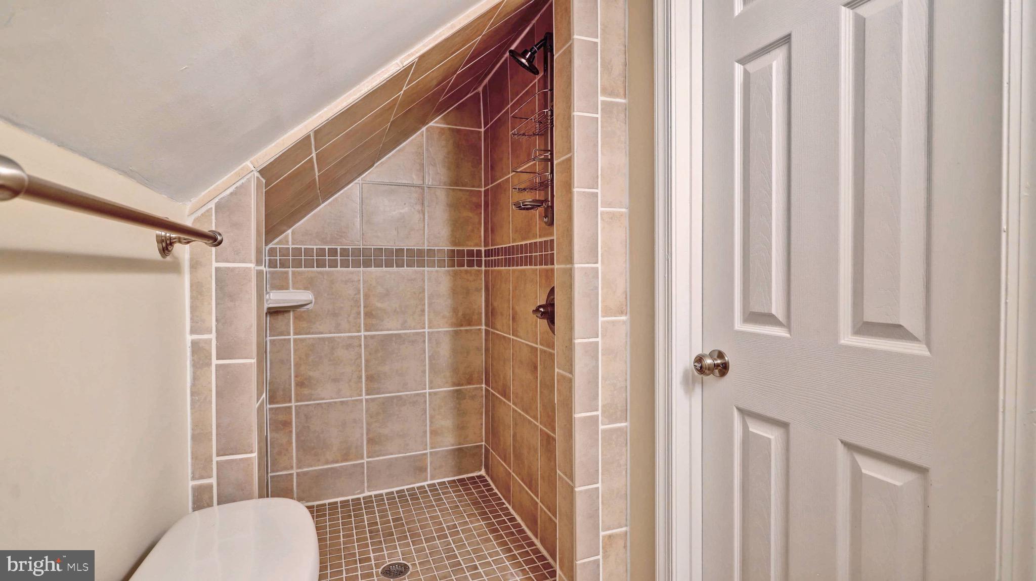 KENSINGTON - Residential