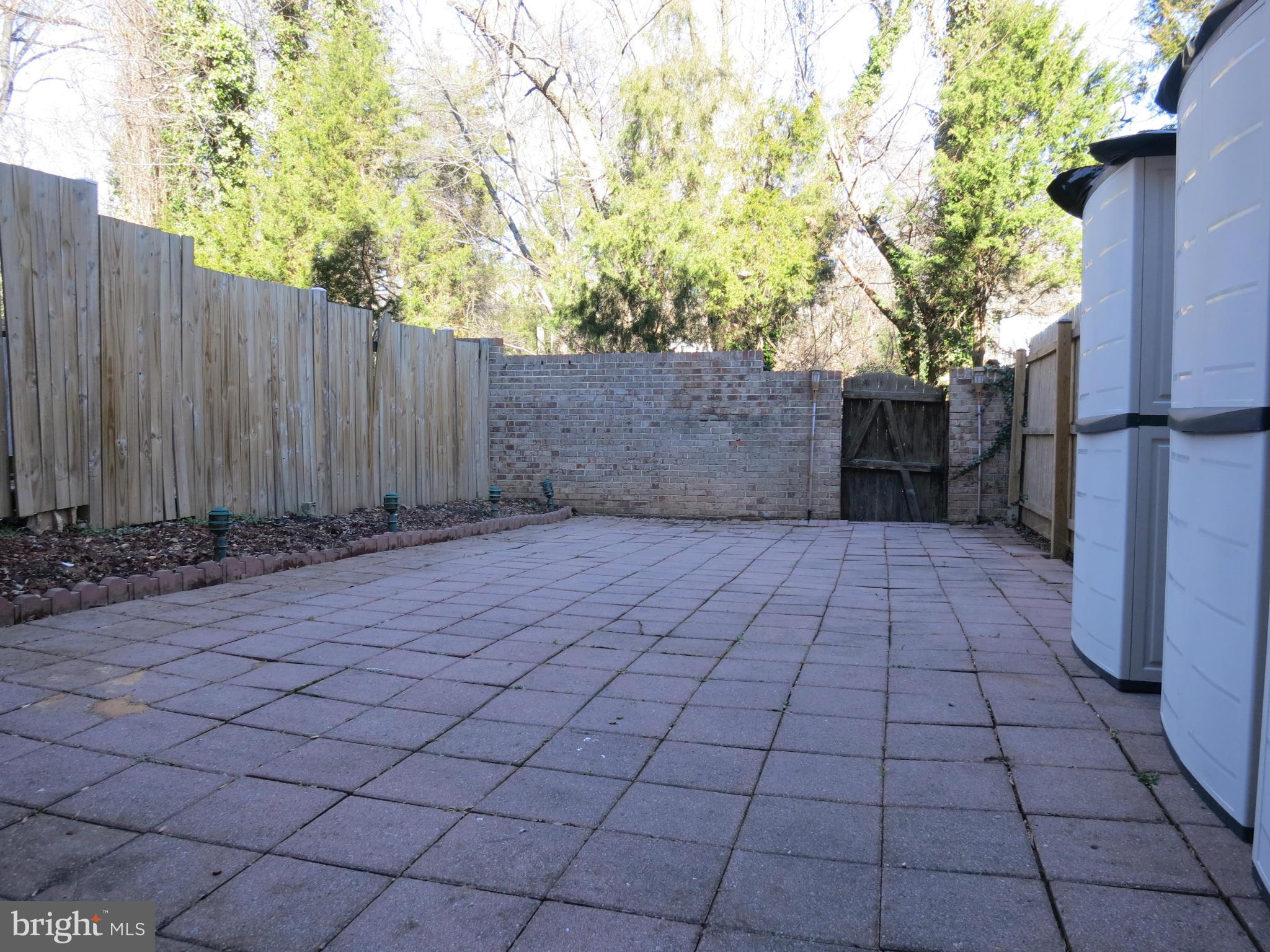 EVERGREEN HEIGHTS - Residential Lease