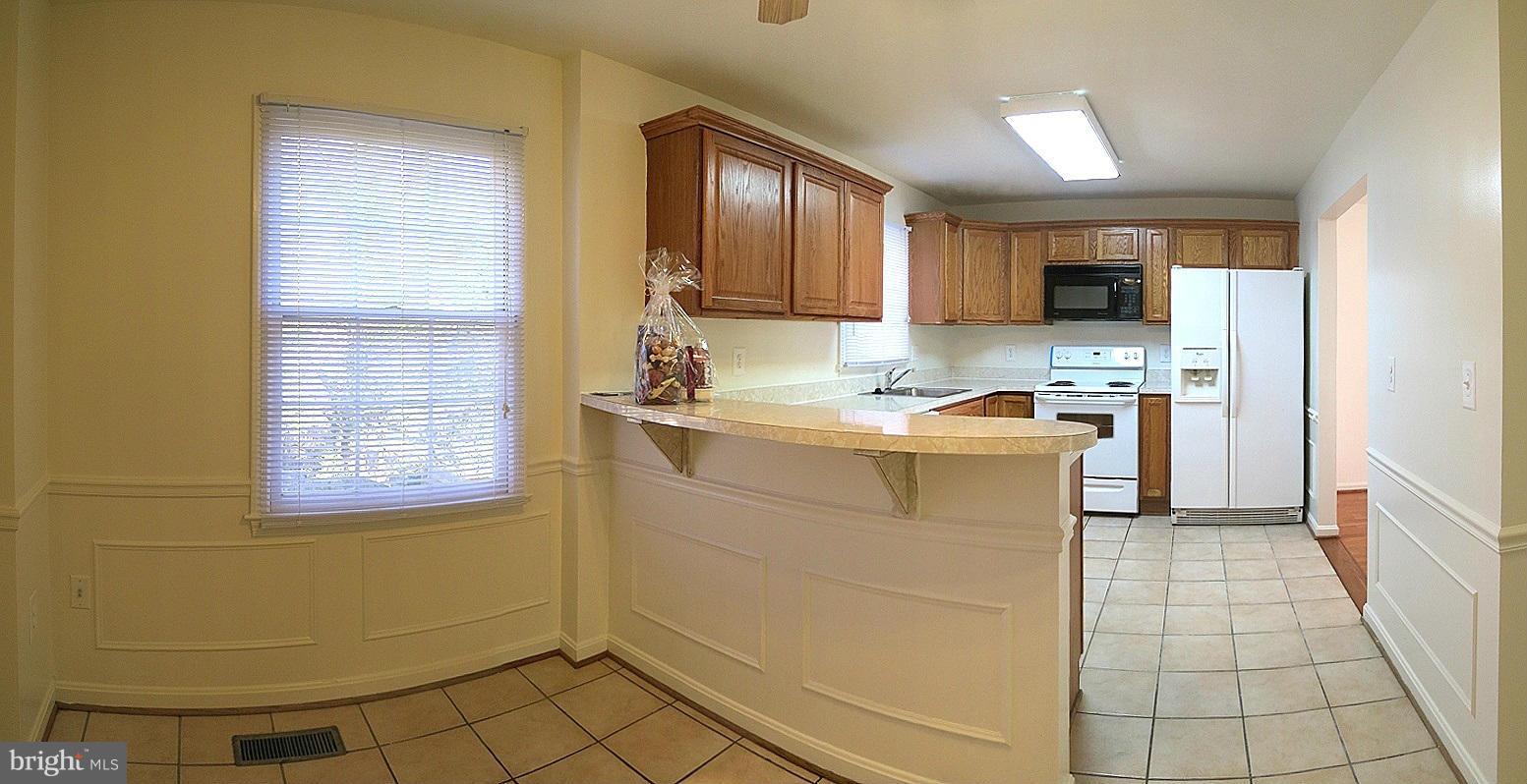 EVERGREEN HEIGHTS - Residential Lease