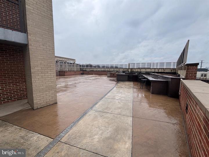 MIDTOWN ALEXANDRIA STATION CONDOMINIUM - Residential