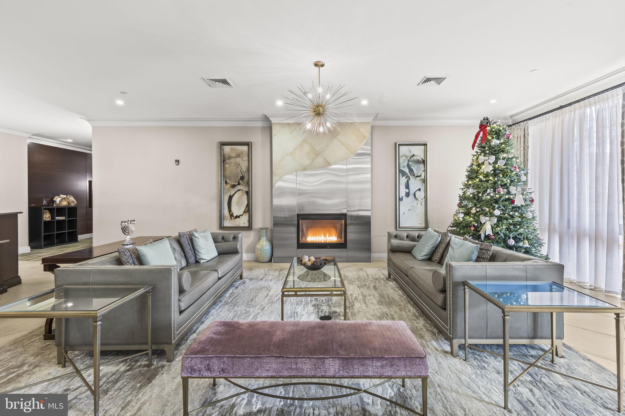 2451 MIDTOWN AVENUE 1413