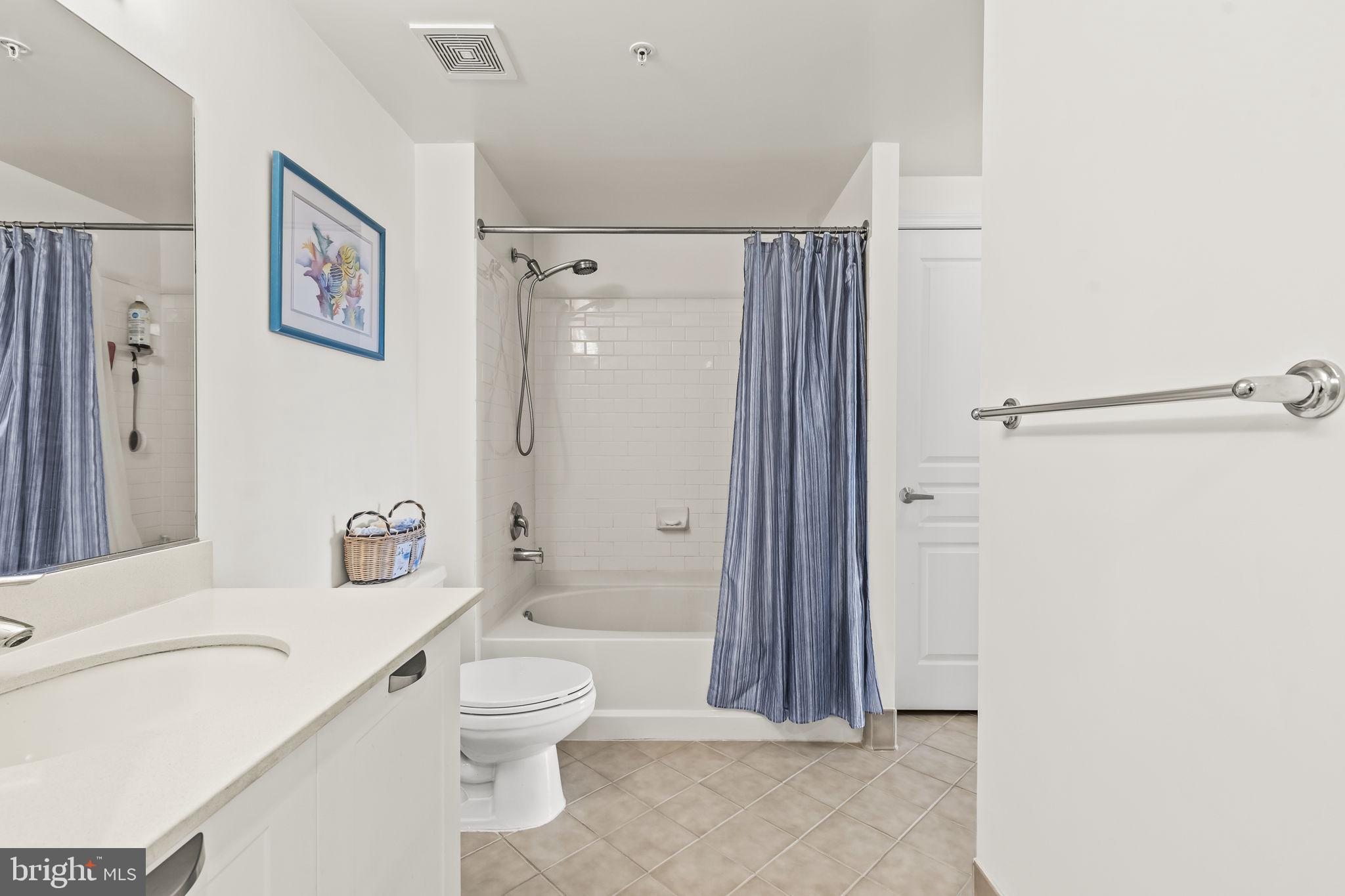 MIDTOWN ALEXANDRIA STATION CONDOMINIUM - Residential