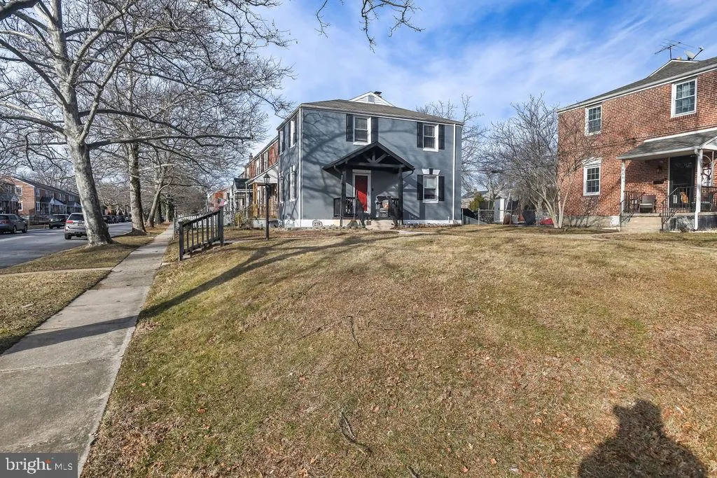 Wilmington, Delaware 19805, United States, 3 Bedrooms Bedrooms, ,2 BathroomsBathrooms,Residential,Contingent,4942