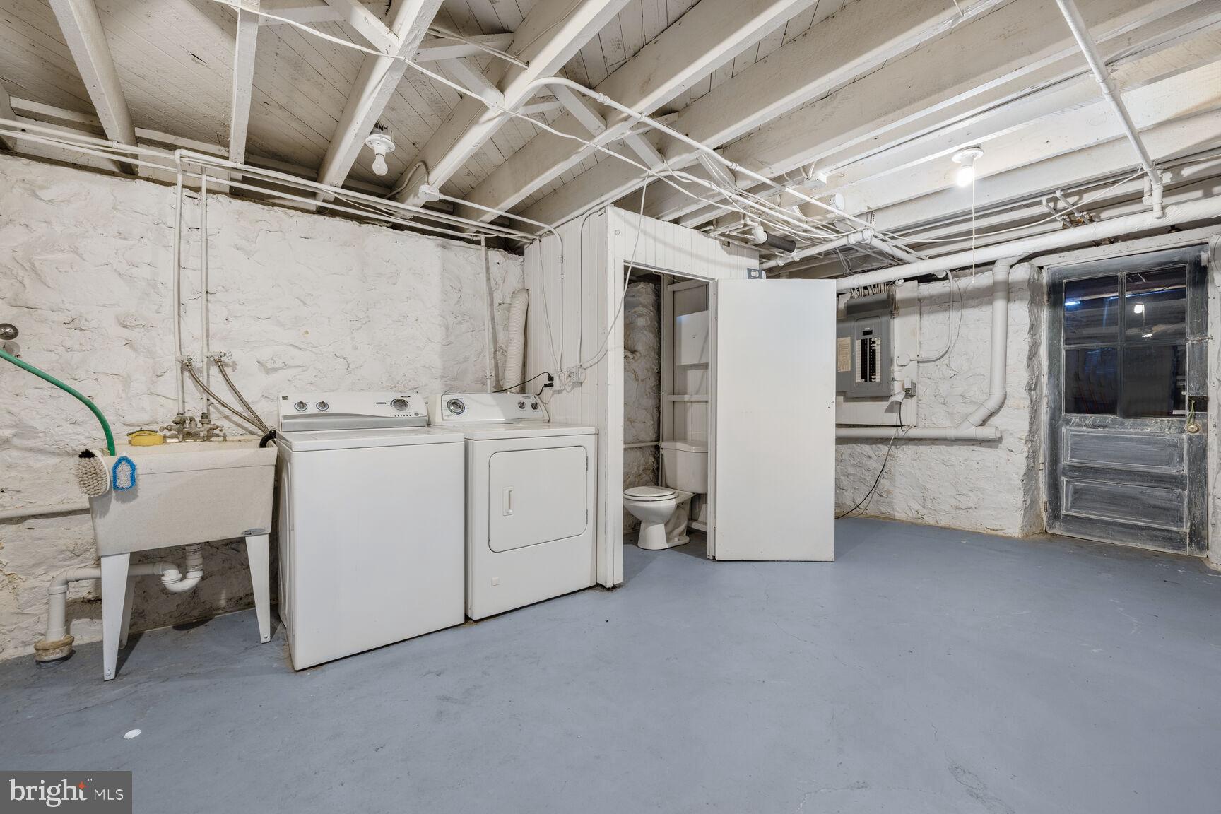 HUNTING RIDGE HISTORIC DISTRICT - Residential