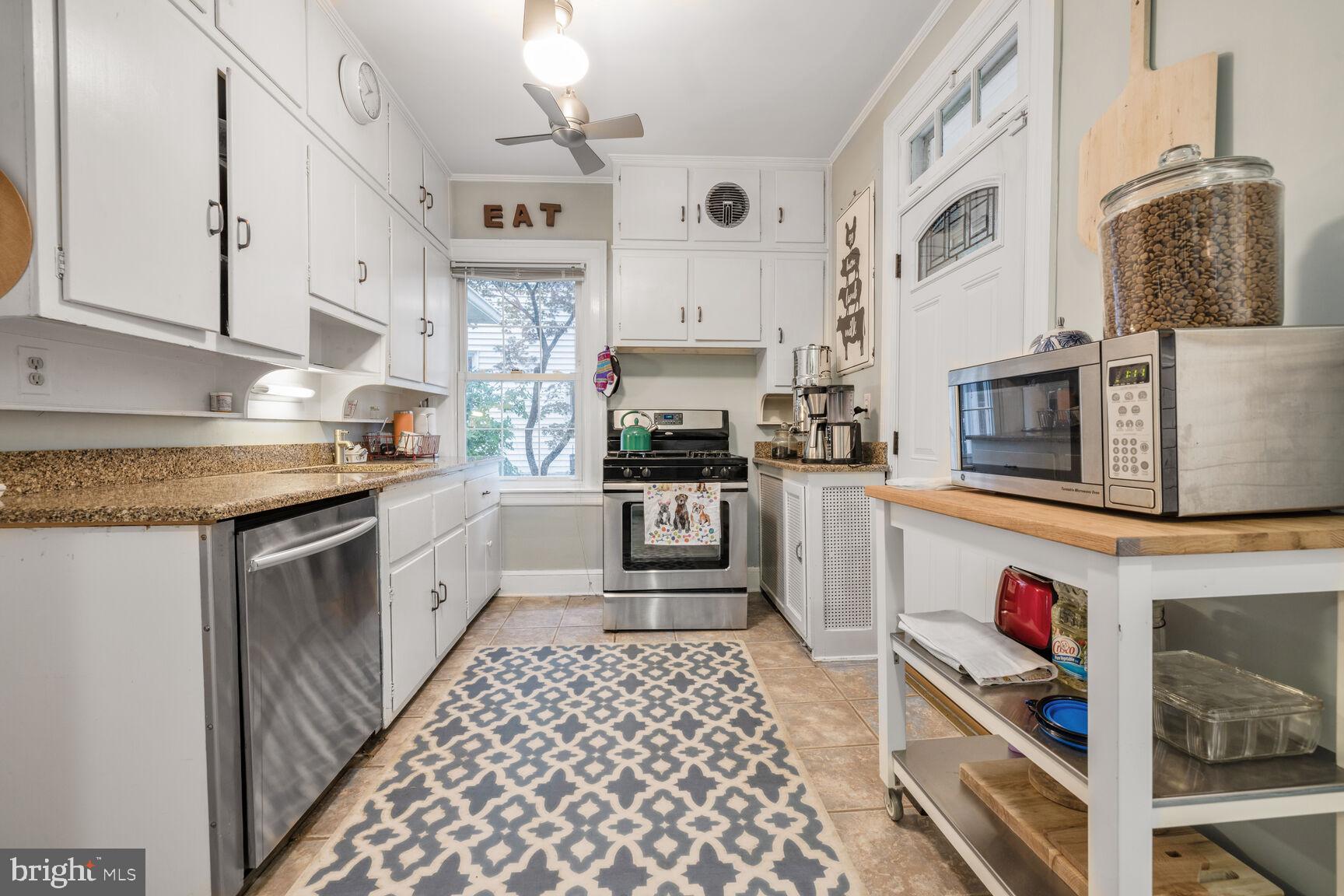 HUNTING RIDGE HISTORIC DISTRICT - Residential