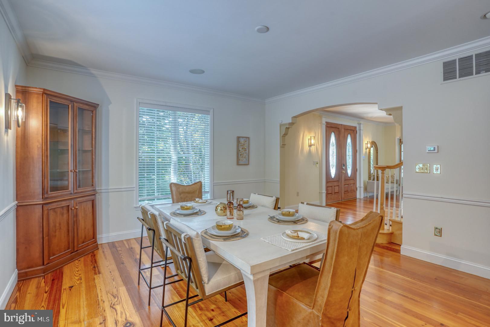 WOLFE POINTE - Residential