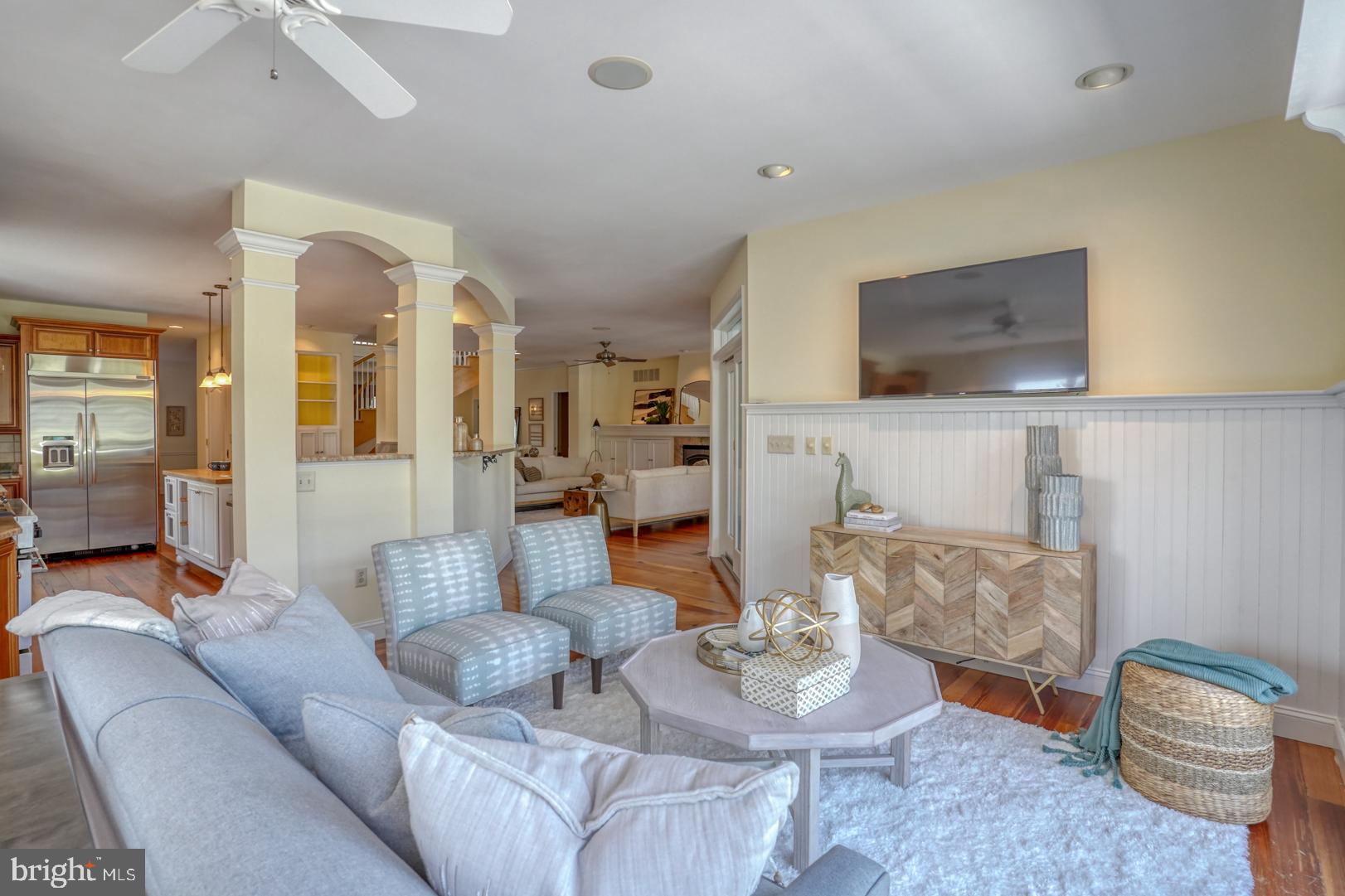 WOLFE POINTE - Residential