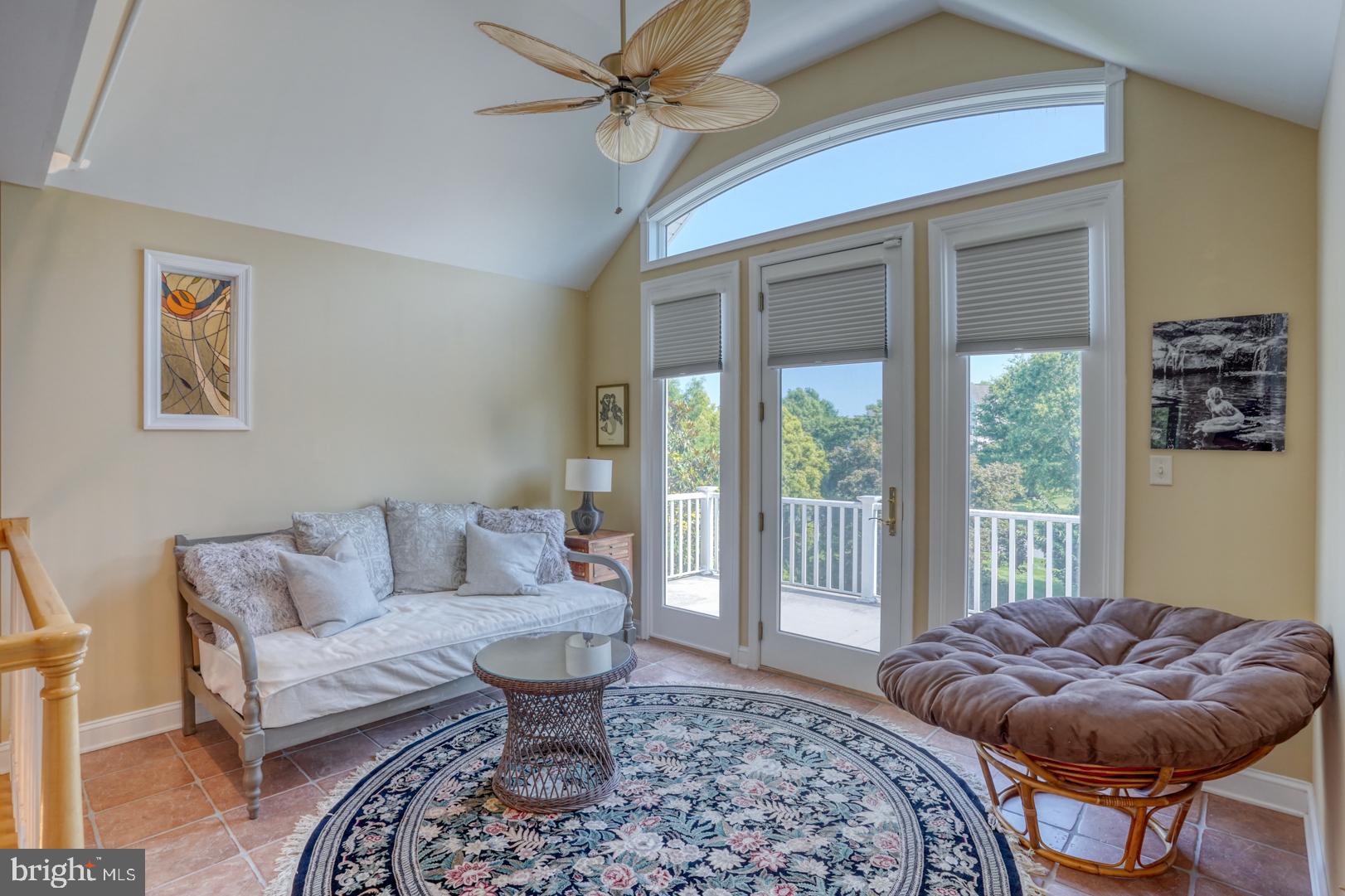 WOLFE POINTE - Residential