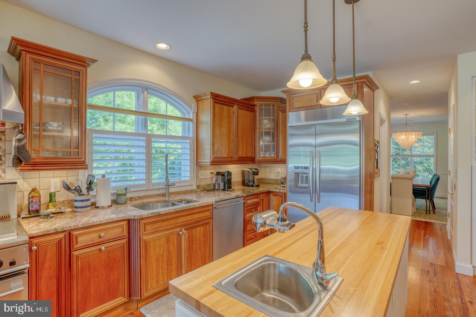 WOLFE POINTE - Residential