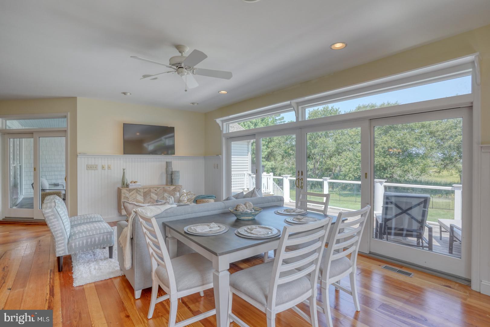 WOLFE POINTE - Residential