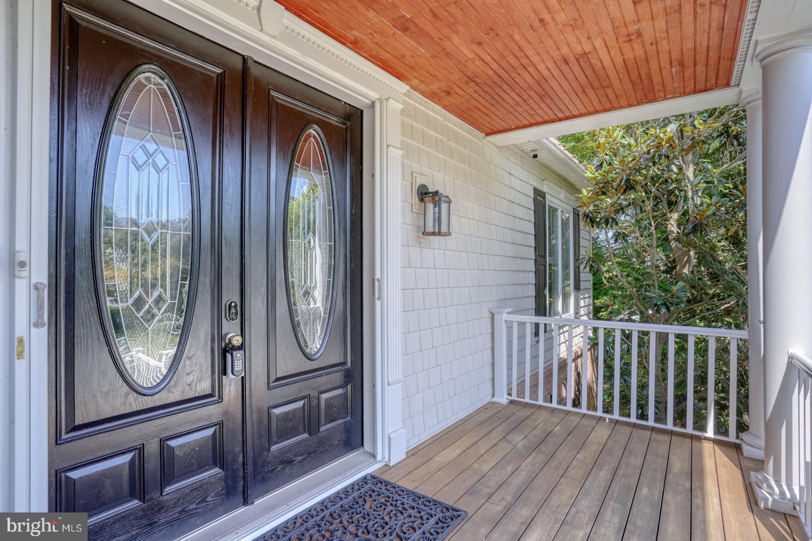 WOLFE POINTE - Residential