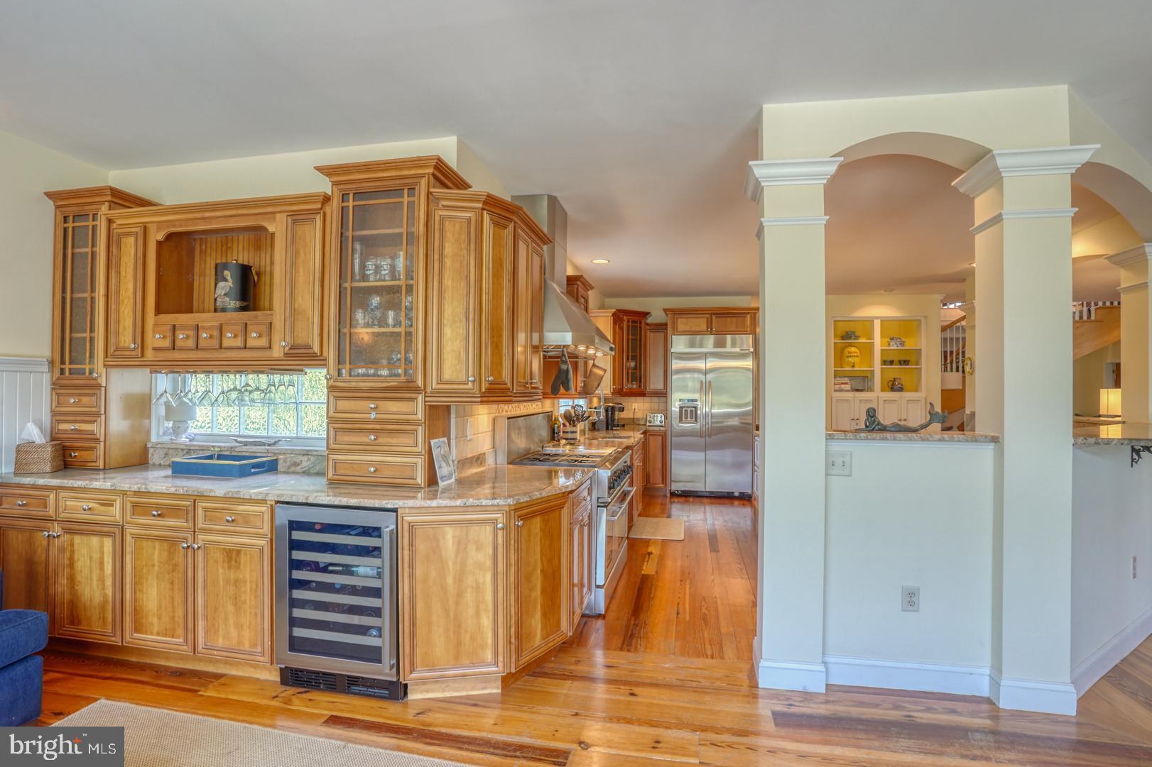 WOLFE POINTE - Residential